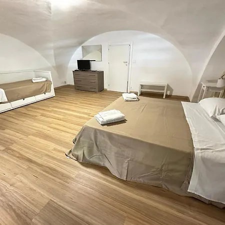 Plebiscito House 63 Apartment Catania