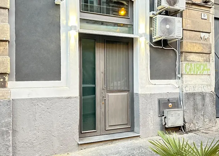 Plebiscito House 63 公寓 卡塔尼亚